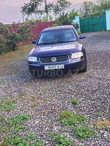 Volkswagen Passat 2001, 425,902 km - 1.8 l - Ağdam