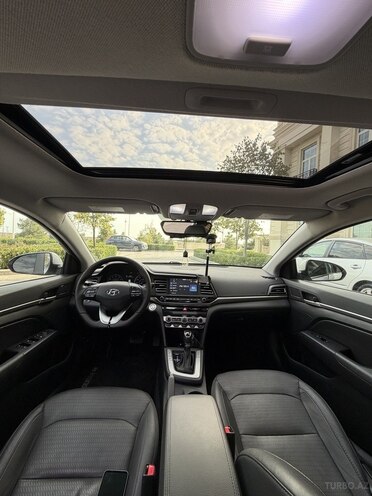 Hyundai Elantra 2019, 60,207 km - 2.0 l - Bakı