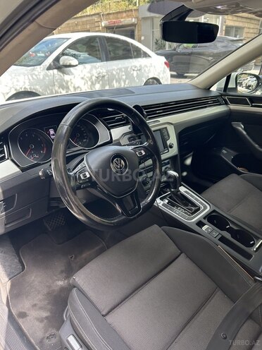Volkswagen Passat 2016, 230,000 km - 2.0 л - Bakı
