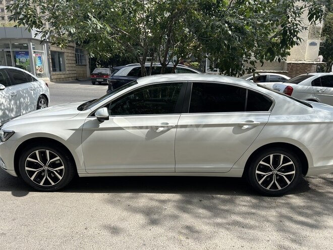 Volkswagen Passat 2016, 230,000 km - 2.0 л - Bakı