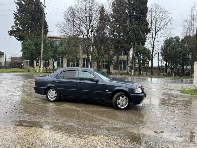 Mercedes C 180 1997, 390,000 km - 1.8 l - Bakı
