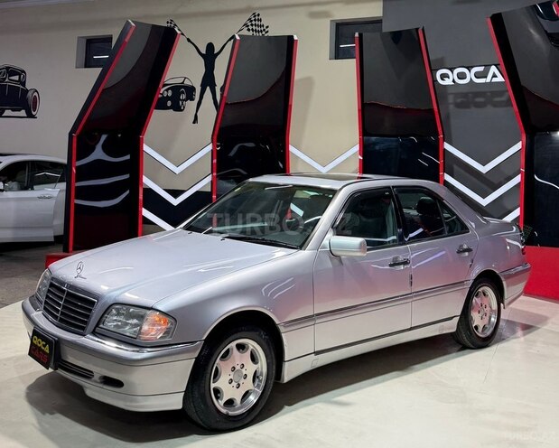 Mercedes C 230 1999, 215,000 km - 2.3 l - Sumqayıt