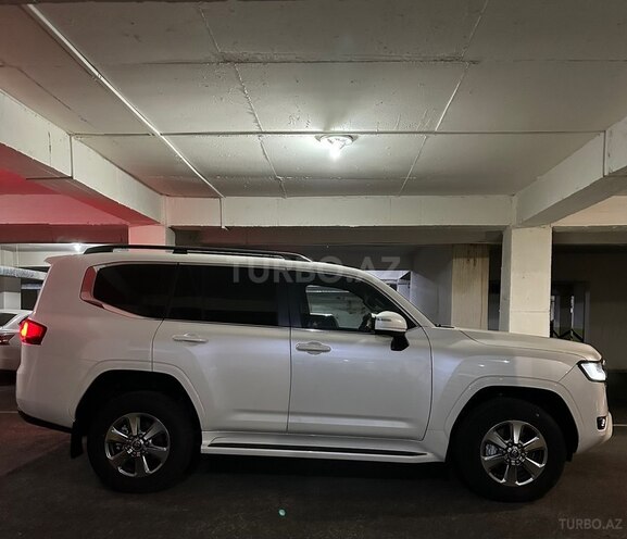 Toyota Land Cruiser 2022, 7,000 km - 3.5 l - Bakı