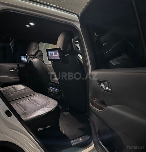 Toyota Land Cruiser 2022, 7,000 km - 3.5 l - Bakı