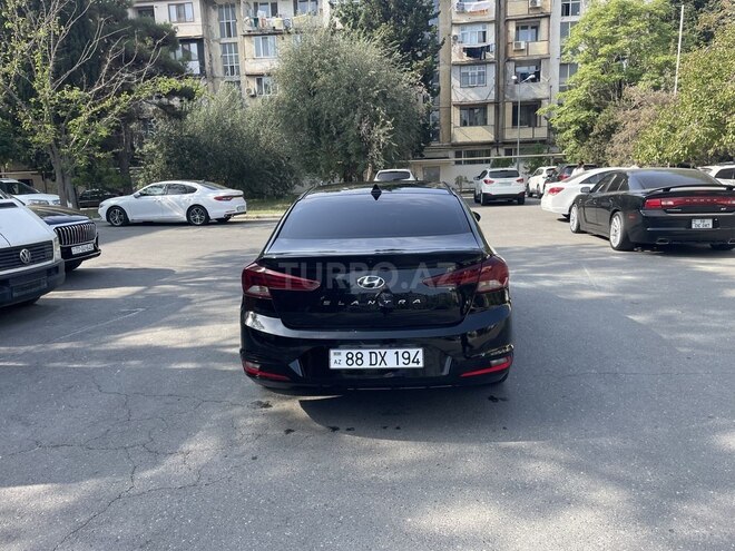 Hyundai Elantra 2020, 118,120 km - 2.0 л - Bakı