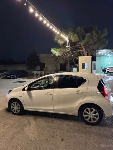 Toyota Aqua 2019, 140,000 km - 1.5 l - Bakı