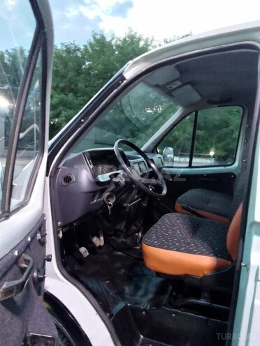 GAZ  1998, 780,000 km - 2.5 l - Şəki