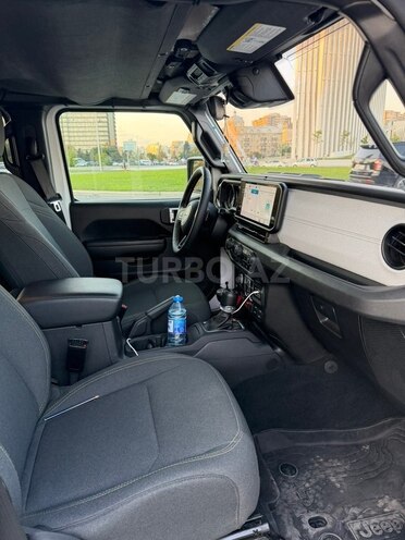 Jeep Wrangler 2024, 19,000 km - 2.0 l - Bakı