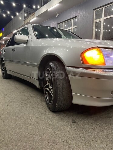Mercedes C 230 1999, 238,000 km - 2.3 l - Göyçay