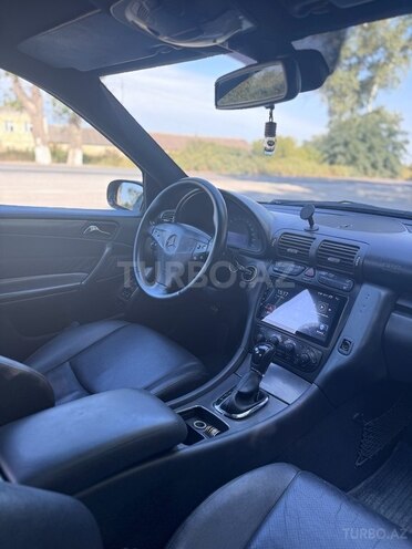 Mercedes C 200 2003, 326,150 km - 1.8 л - Şabran