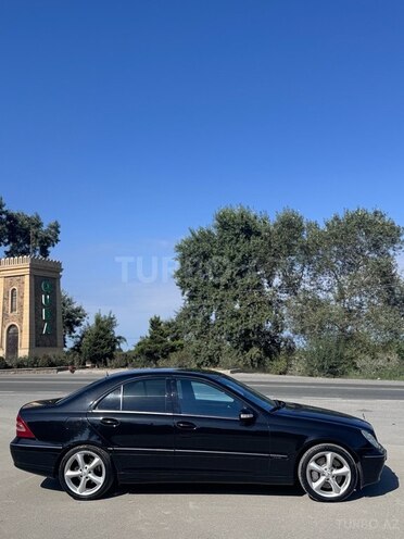 Mercedes C 200 2003, 326,150 km - 1.8 л - Şabran