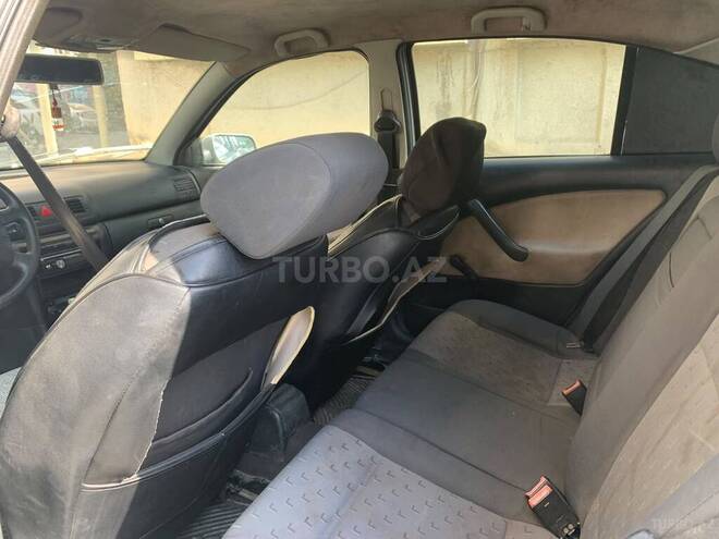 Skoda Octavia 2005, 290,000 km - 1.8 l - Bakı