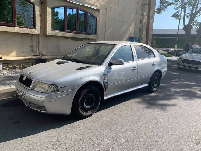 Skoda Octavia 2005, 290,000 km - 1.8 l - Bakı