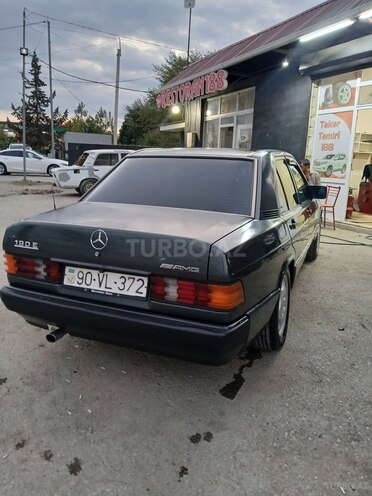 Mercedes 190 1992, 451,098 km - 2.3 л - Şirvan