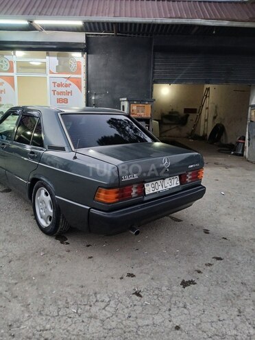 Mercedes 190 1992, 451,098 km - 2.3 л - Şirvan