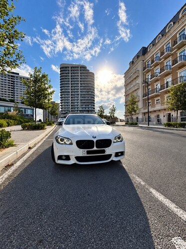 BMW 528 2015, 124,000 km - 2.0 л - Bakı