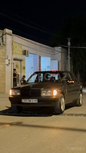 Mercedes 190 1992, 240,000 km - 1.8 l - Bakı