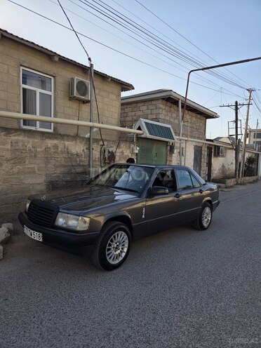Mercedes 190 1992, 240,000 km - 1.8 l - Bakı