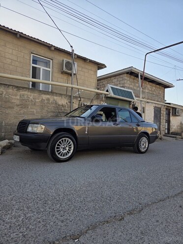 Mercedes 190 1992, 240,000 km - 1.8 l - Bakı