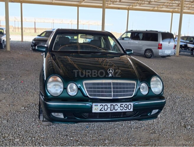 Mercedes E 240 1999, 237,000 km - 2.4 l - Gəncə