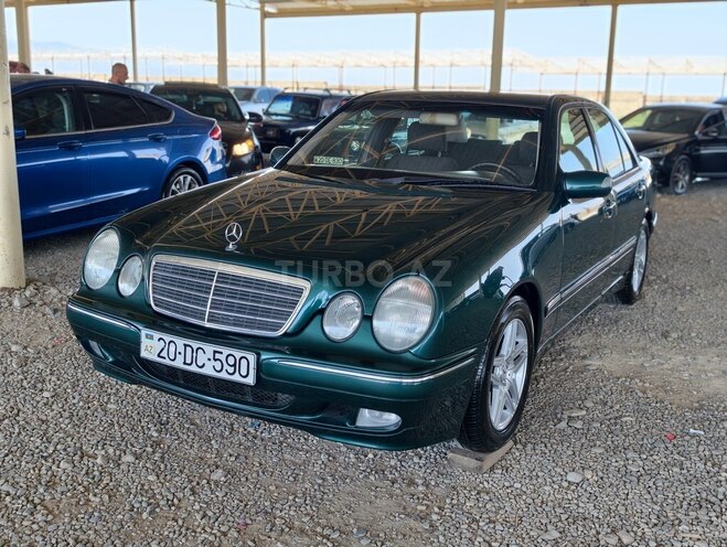 Mercedes E 240 1999, 237,000 km - 2.4 l - Gəncə