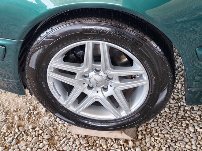 Mercedes E 240 1999, 237,000 km - 2.4 l - Gəncə