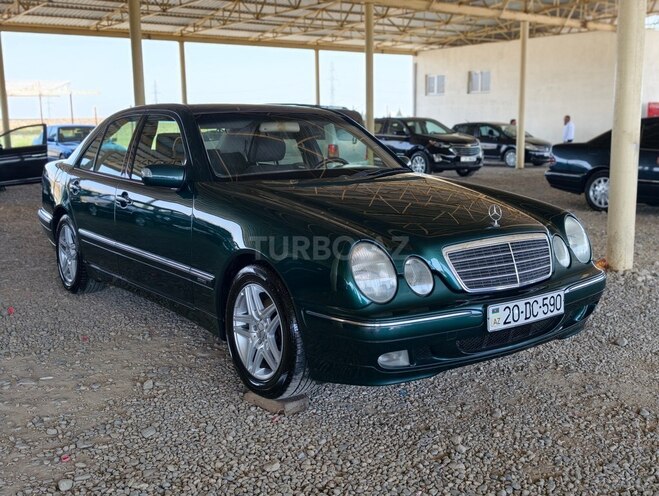 Mercedes E 240 1999, 237,000 km - 2.4 l - Gəncə