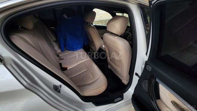 BMW 328 2015, 181,000 km - 2.0 l - Gəncə