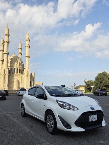 Toyota Aqua 2018, 251,650 km - 1.5 l - Bakı