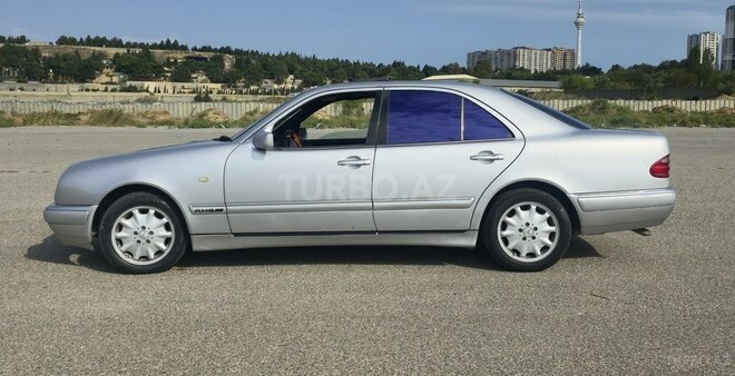 Mercedes E 280 1996, 475,000 km - 2.8 l - Bakı