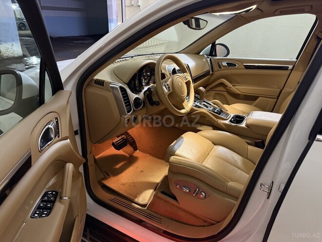 Porsche Cayenne 2013, 229,000 km - 3.6 l - Bakı