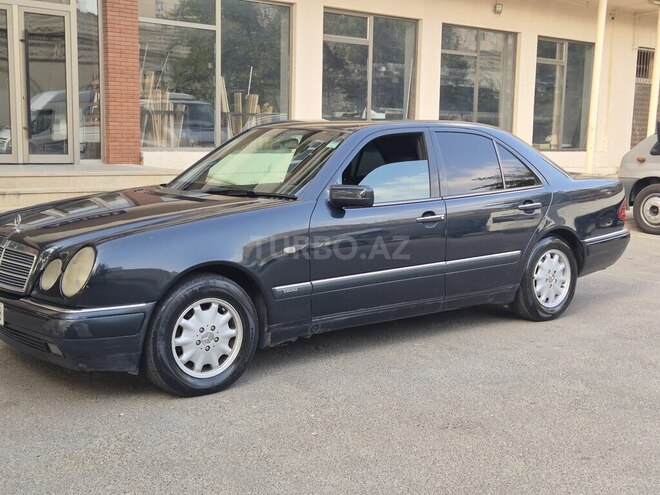 Mercedes E 240 1999, 343,687 km - 2.4 л - Bakı