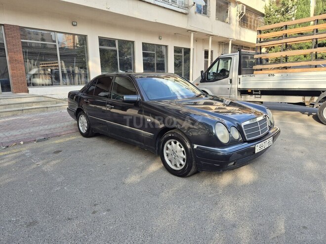 Mercedes E 240 1999, 343,687 km - 2.4 л - Bakı