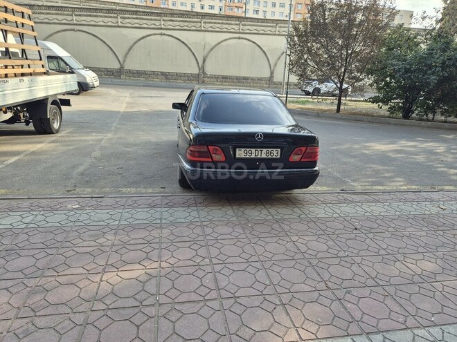 Mercedes E 240 1999, 343,687 km - 2.4 л - Bakı