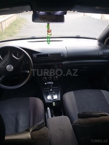 Volkswagen Passat 2002, 378,000 km - 1.8 l - Bakı