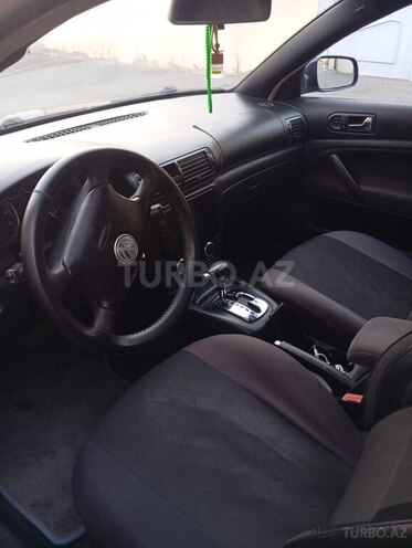 Volkswagen Passat 2002, 378,000 km - 1.8 l - Bakı