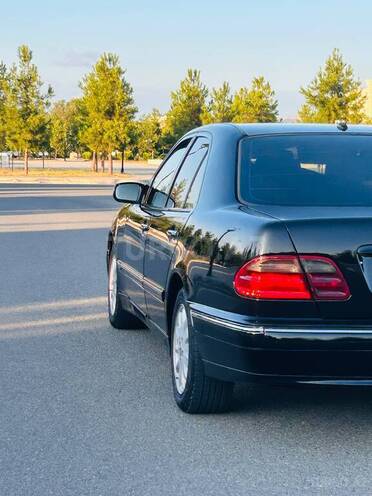 Mercedes E 220 2000, 456,870 km - 2.2 l - Ağdaş