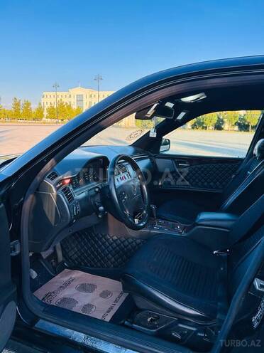 Mercedes E 220 2000, 456,870 km - 2.2 l - Ağdaş