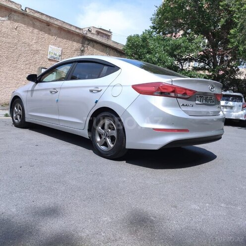 Hyundai Avante 2017, 199,000 km - 1.6 l - Bakı