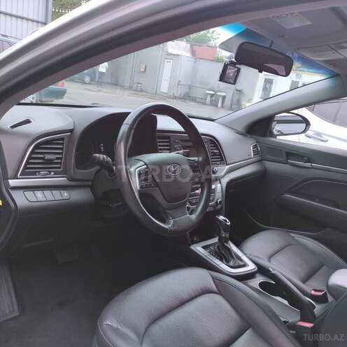 Hyundai Avante 2017, 199,000 km - 1.6 l - Bakı