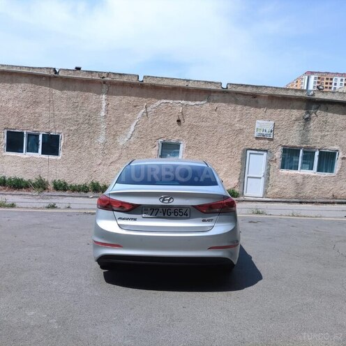 Hyundai Avante 2017, 199,000 km - 1.6 l - Bakı