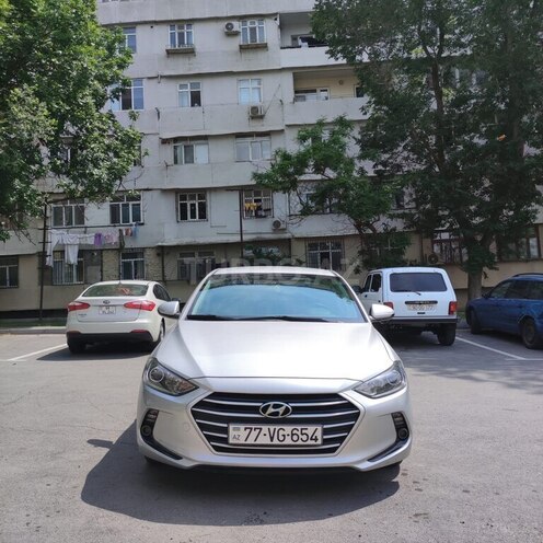 Hyundai Avante 2017, 199,000 km - 1.6 l - Bakı