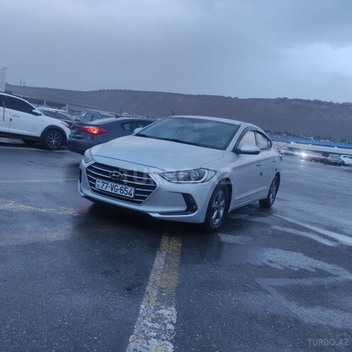 Hyundai Avante 2017, 199,000 km - 1.6 l - Bakı