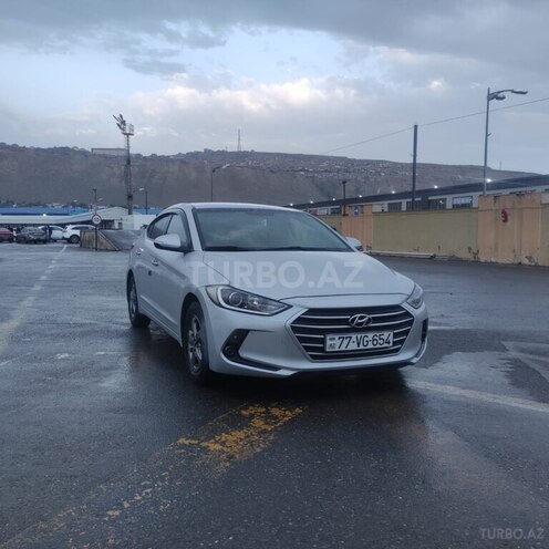 Hyundai Avante 2017, 199,000 km - 1.6 l - Bakı