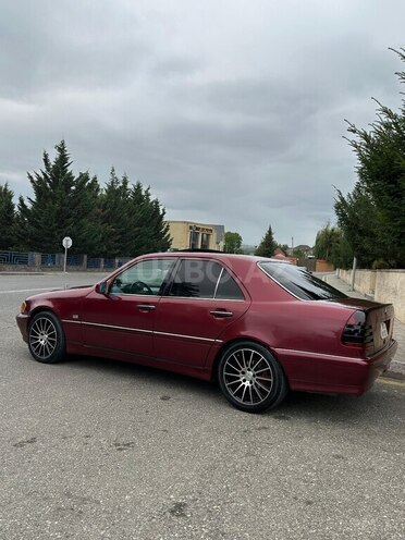 Mercedes C 230 1997, 332,580 km - 2.3 l - Qusar