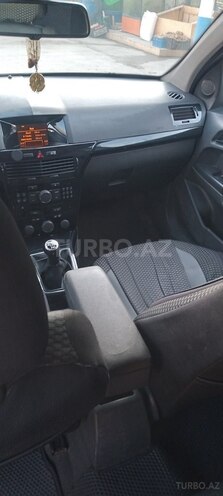 Opel Astra 2009, 250,000 km - 1.3 l - Bakı