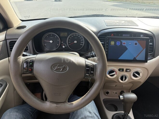 Hyundai Verna 2010, 220,000 km - 1.5 l - Bakı