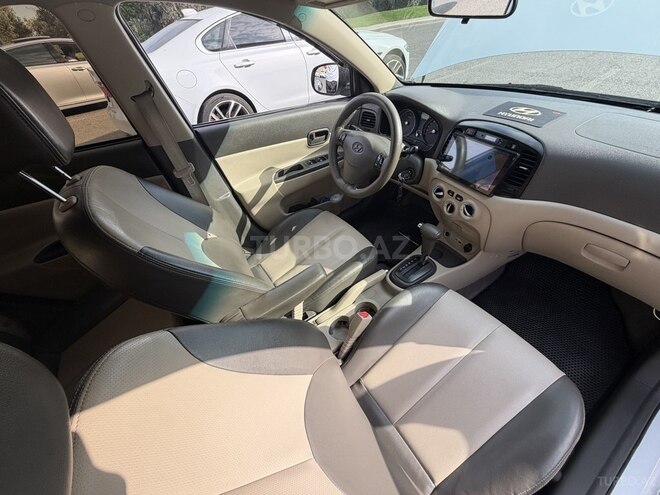 Hyundai Verna 2010, 220,000 km - 1.5 l - Bakı