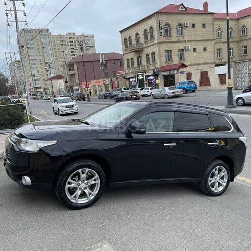 Mitsubishi Outlander 2014, 266,000 km - 2.4 l - Bakı