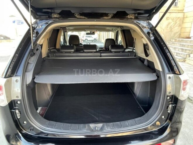Mitsubishi Outlander 2014, 266,000 km - 2.4 l - Bakı